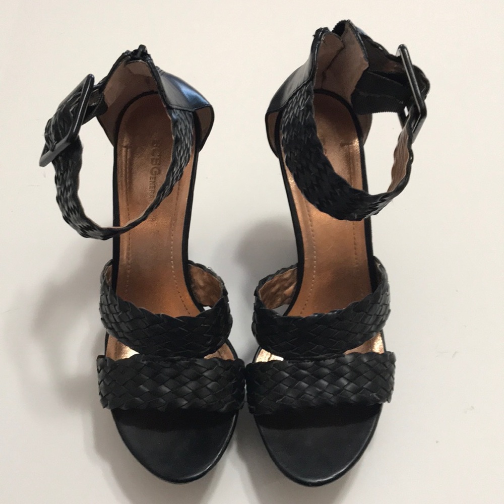 BCBGeneration Black Wedges